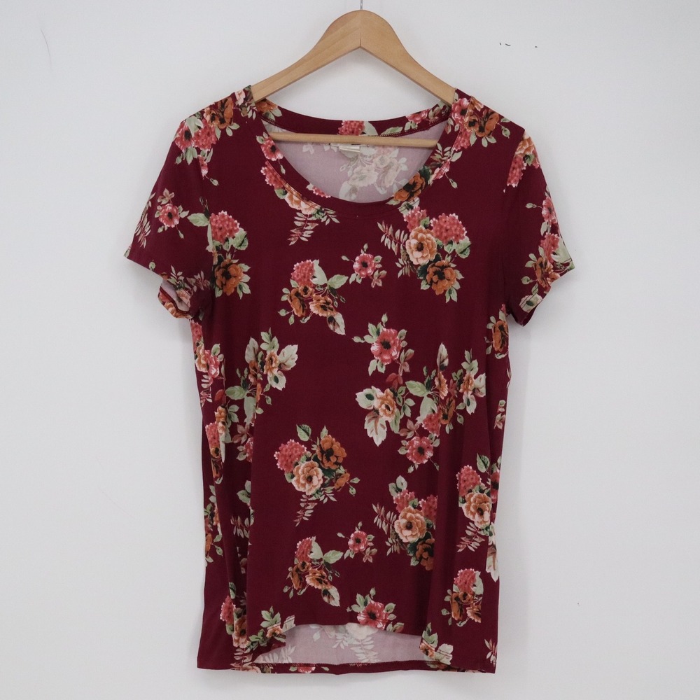 Honey & Lace Top Womens Medium Floral Burgundy Short Sleeve High-Low Excellent
